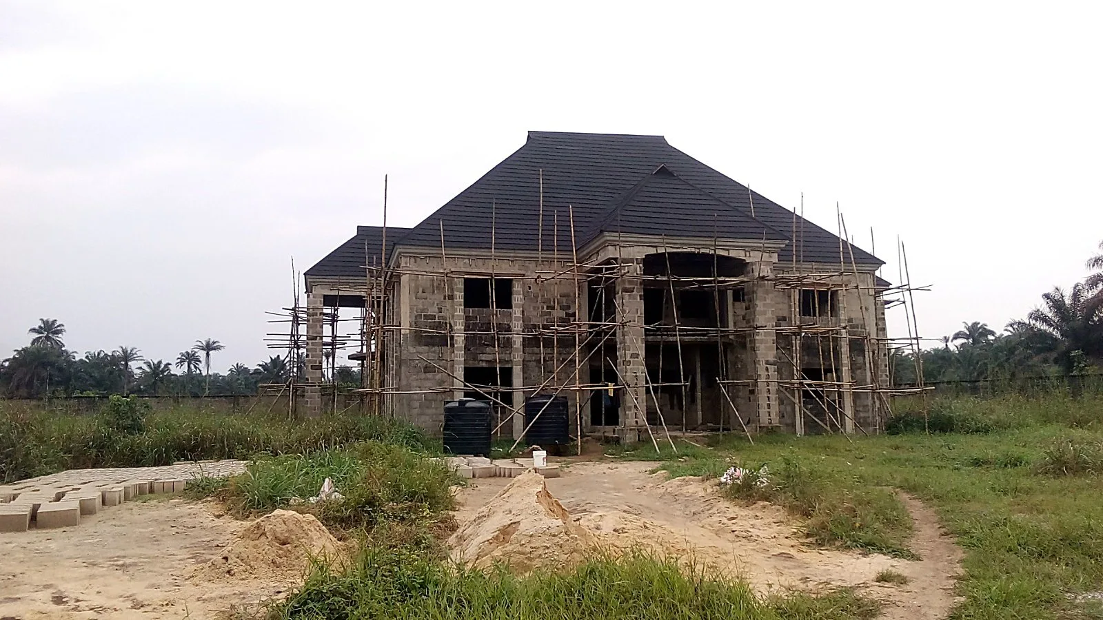 Hip roof structure taking shape