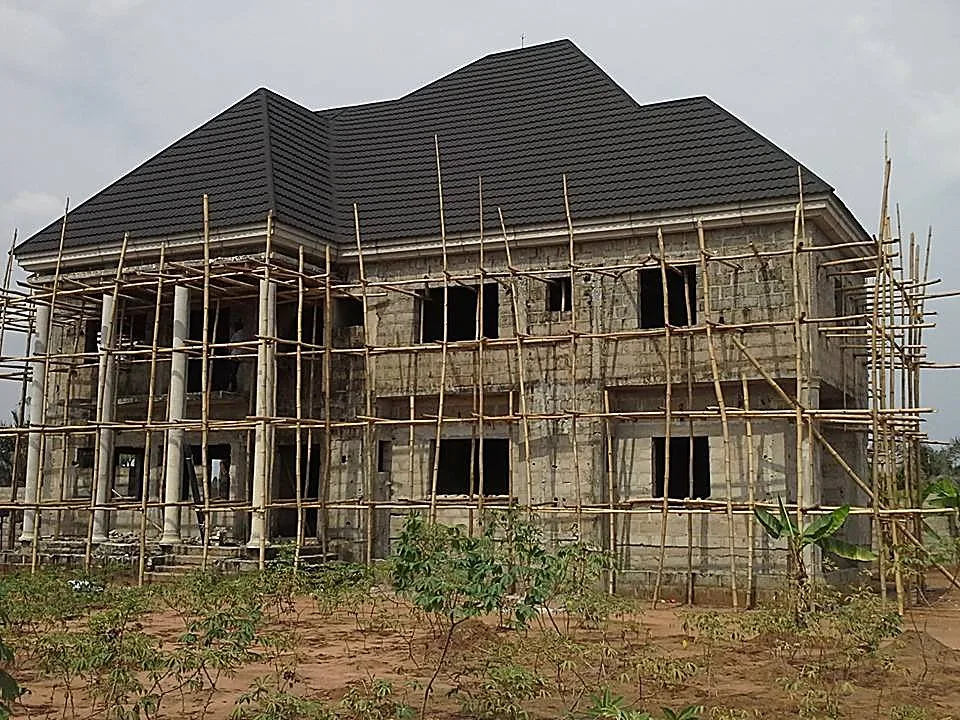 Pyramid-hip roof, structural framing stage