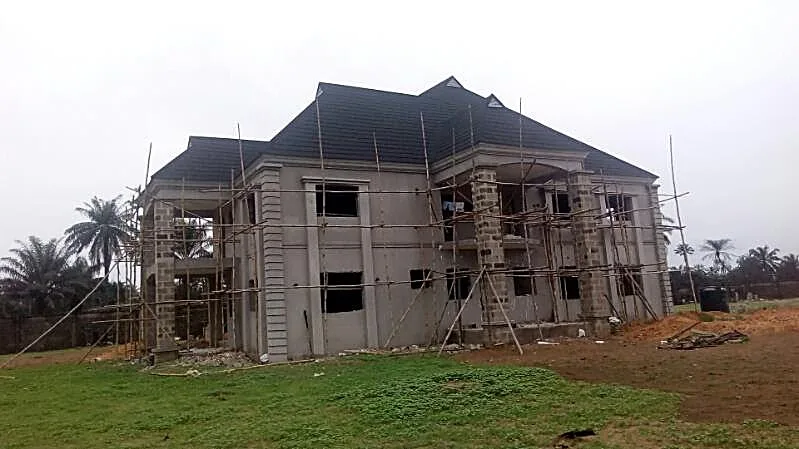 Why Roofing Sheets Fade—and How Coating Quality Helps