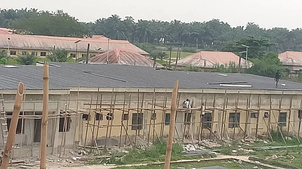 Long roof run mid-installation, estate project