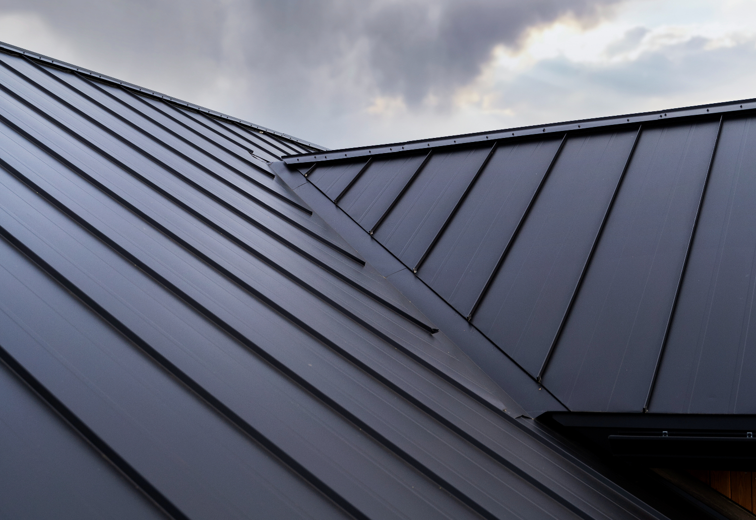 Longspan Roofing: Maximizing Space and Style with Evermetal
